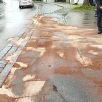 2024-06-11_Öl.jpg