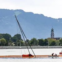 feuerwehr_gesunkenes_segelboot04_cf.jpg
