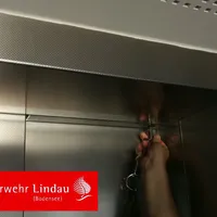 Aufzugsöffnung.jpg